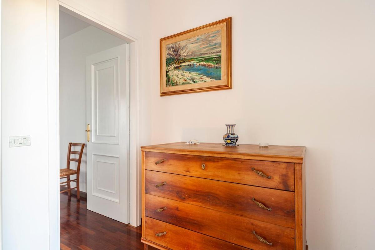 Apartment Between Mare, Monti & Gaslini
